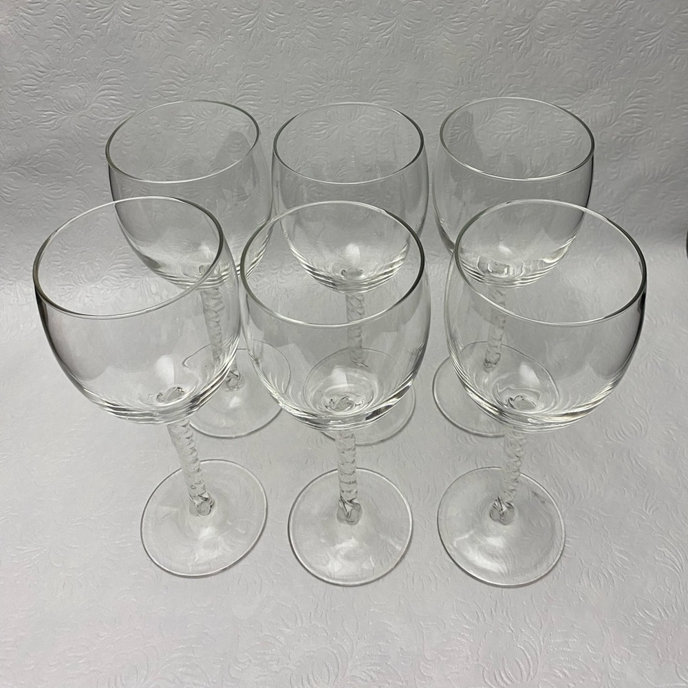 Long stem champagne glasses set of 6.